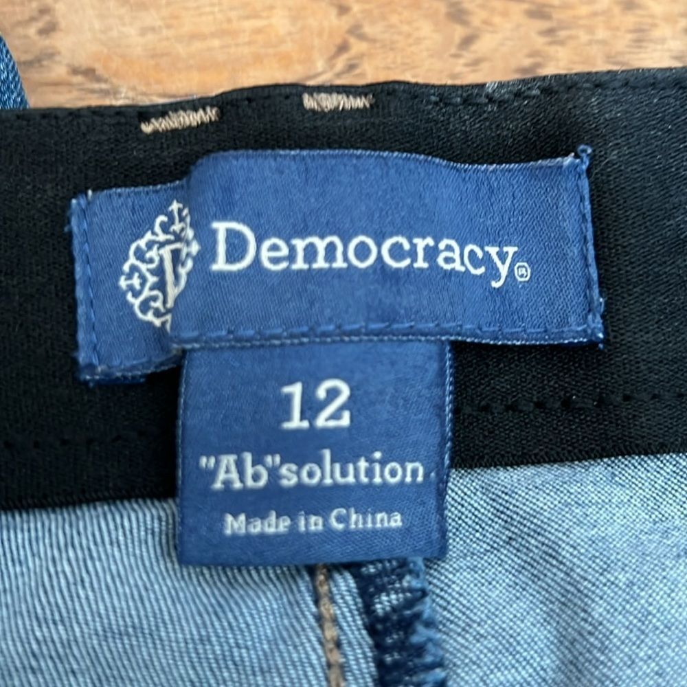 Democracy Jeans Absolution‎ 12 - Picture 2 of 10